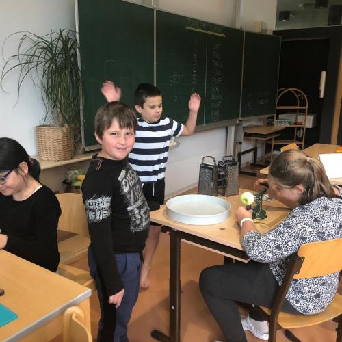 Projekt Apfel: schälen