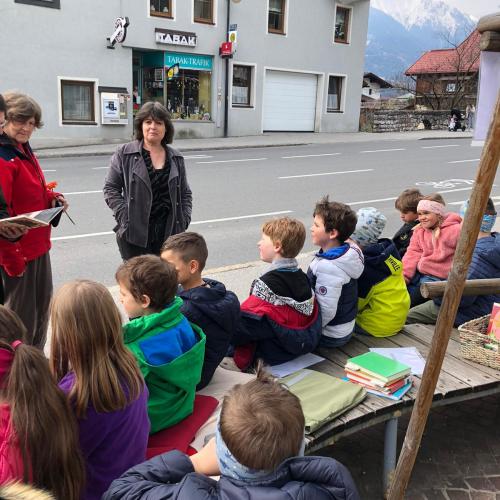 Der Bürgermeister liest